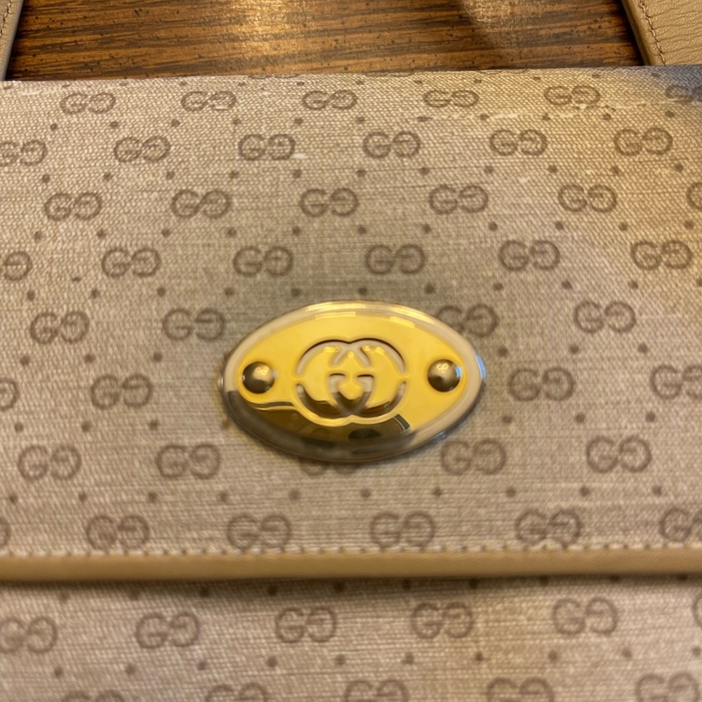 Gucci Vintage Micro GG Shoulder Bag Authenticated - Picture 6 of 17